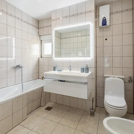 Διαμέρισμα With Parking Space Solin, Split - 21445